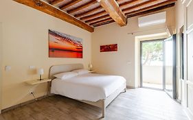 The View - Sunset & Relax - Suite - Appartamenti Vista Lago